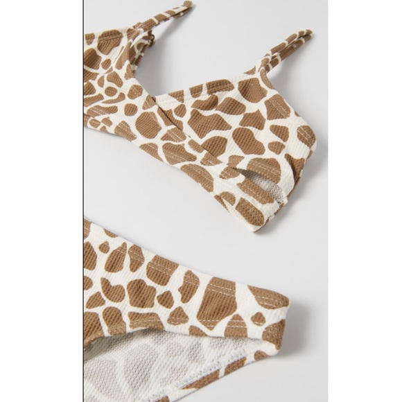 ZARA Kids/Graffiti Print Bikini - Picture 3 of 3